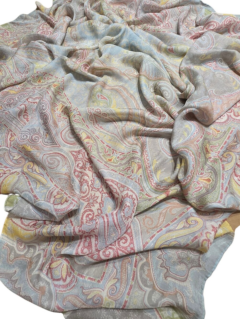 ETRO SCARF - Picture 8 of 15
